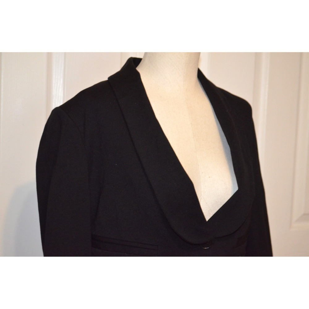 BCBG Max Azria Black Cropped Jacket W/ Zipper Detail Womens M - Picture 6 of 16